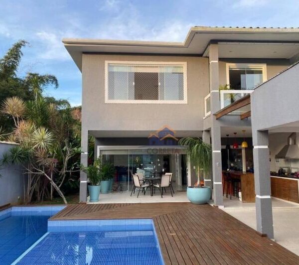 Casa em Curitiba com Piscina